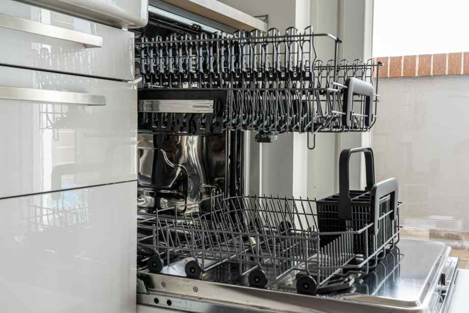 Comment déboucher un lave-vaisselle efficacement ?-Vidélice